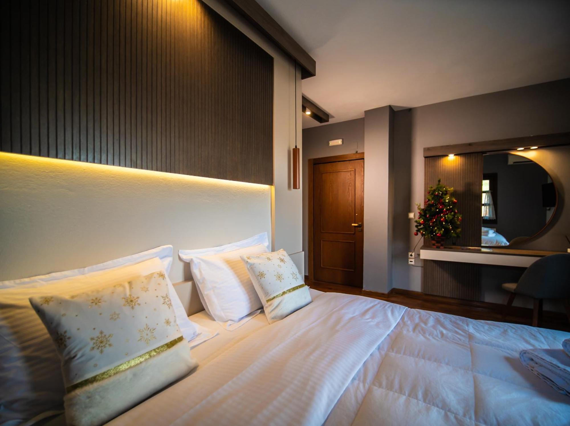 Erofili Hotel & Suites Portaria  Luaran gambar