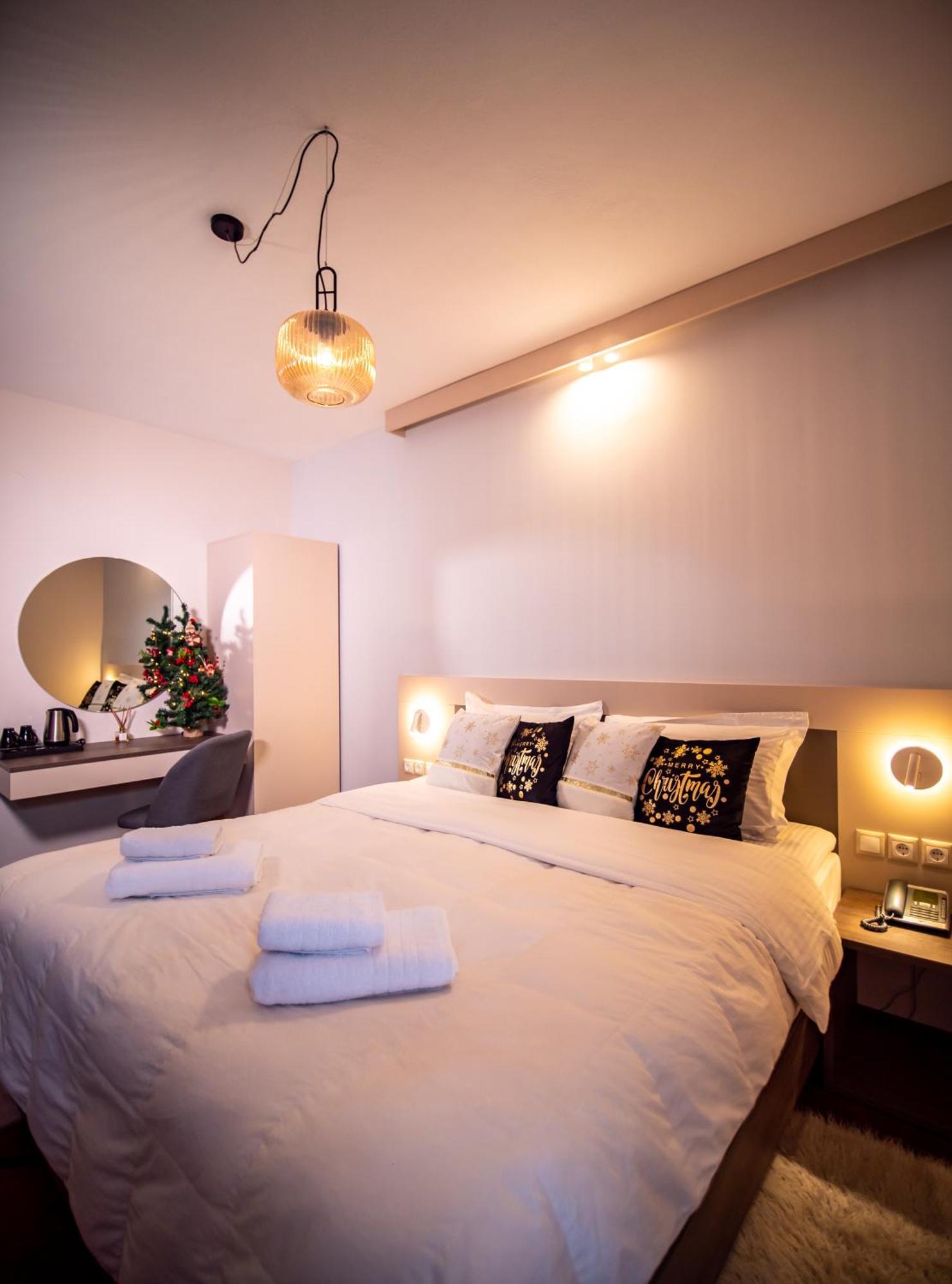 Erofili Hotel & Suites Portaria  Luaran gambar